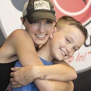 Meet your Posher, Amber